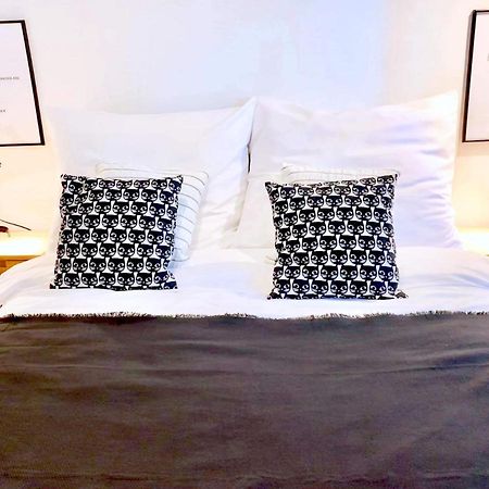 Old Town Apartment-City Centre ワルシャワ エクステリア 写真